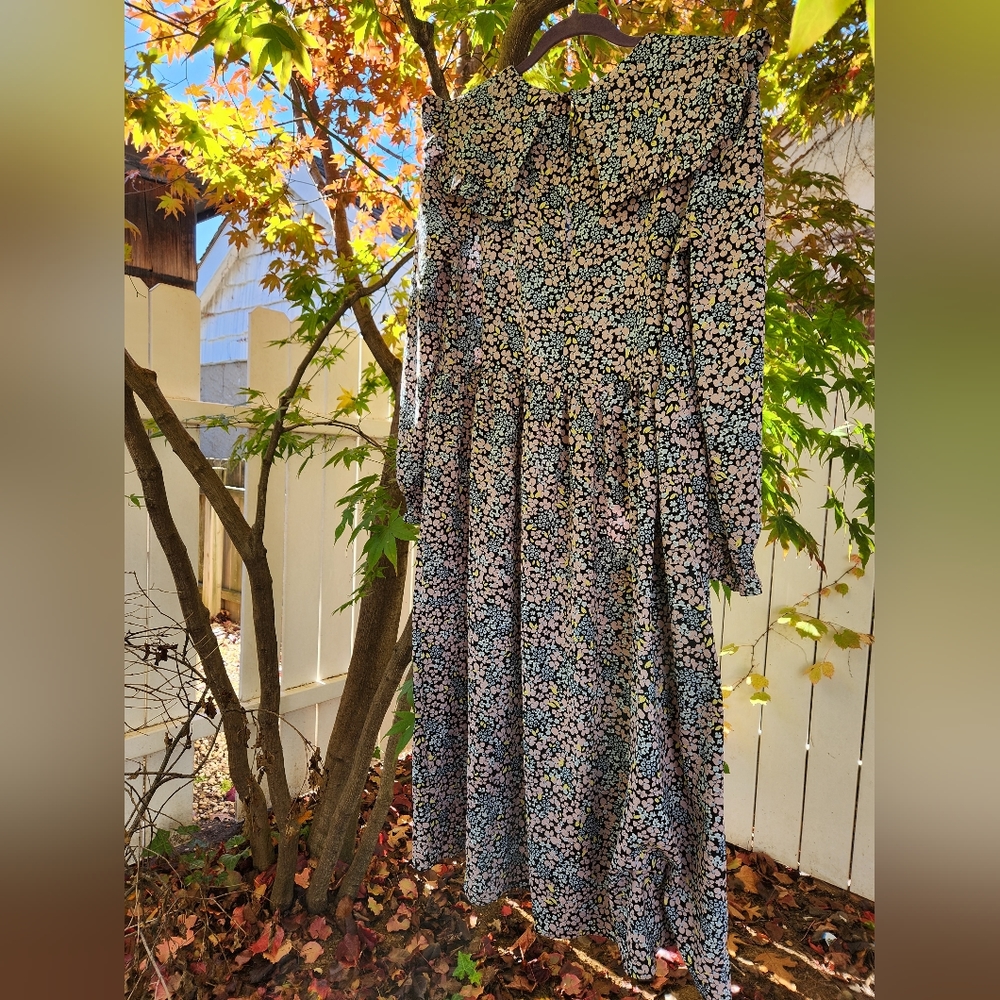 MONKI Woman Floral Dress, size 36
